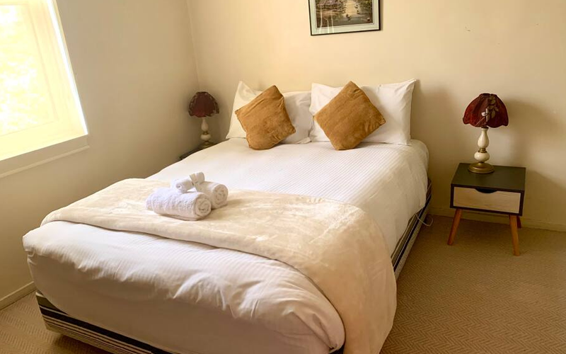 Queen Ensuite Room 20